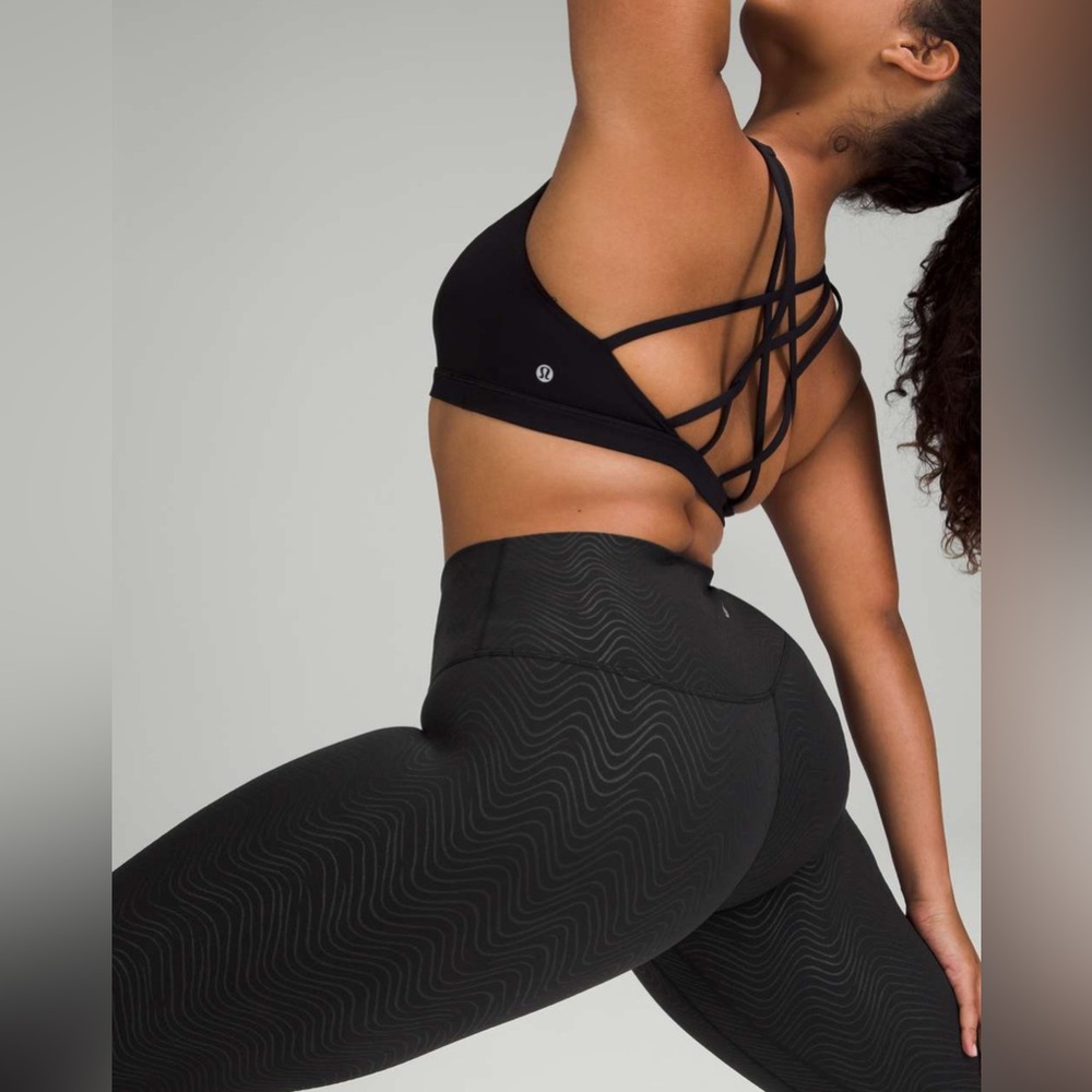 106. Lululemon Align High-Rise Pant 28"
Size 18 
Aqueous Emboss Black - Picture 4 of 5